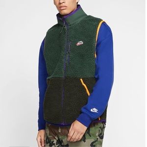 Classic Jazz Nike Mens Fleece Vest Medium